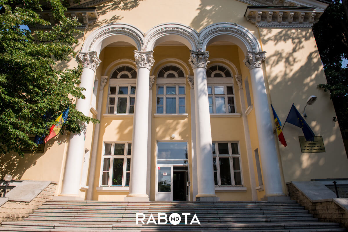 Folosiți serviciul ID apelant și protecția împotriva spamului